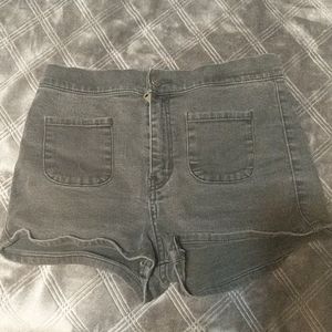 Abercrombie & Fitch short
